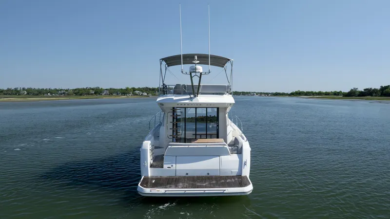  Yacht Photos Pics 2024 Prestige 420 - Image 16