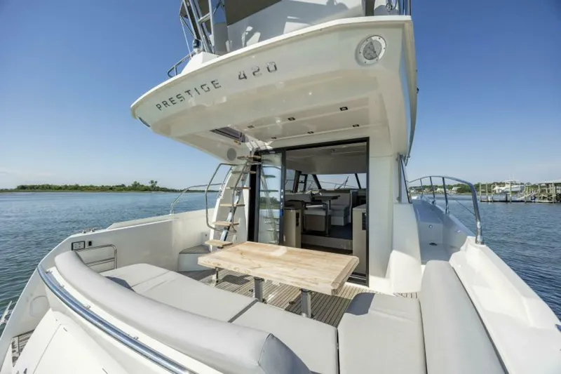  Yacht Photos Pics 2024 Prestige 420 - Image 17