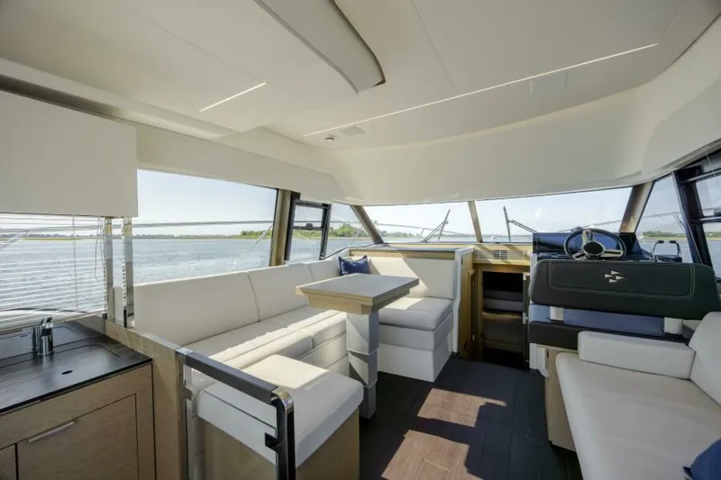  Yacht Photos Pics 2024 Prestige 420 - Image 28