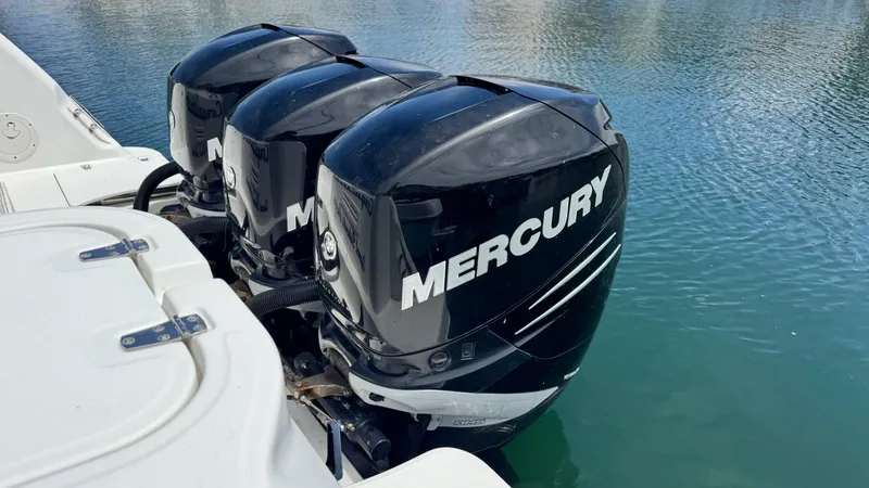  Yacht Photos Pics Triple Mercury outboard engines on a 2008 Boston Whaler 345 Conquest boat.