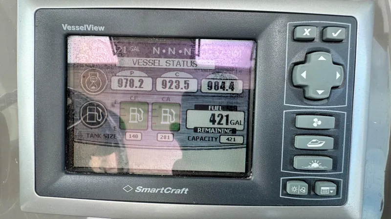  Yacht Photos Pics SmartCraft VesselView display on 2008 Boston Whaler 345 Conquest showing fuel status and vessel data.