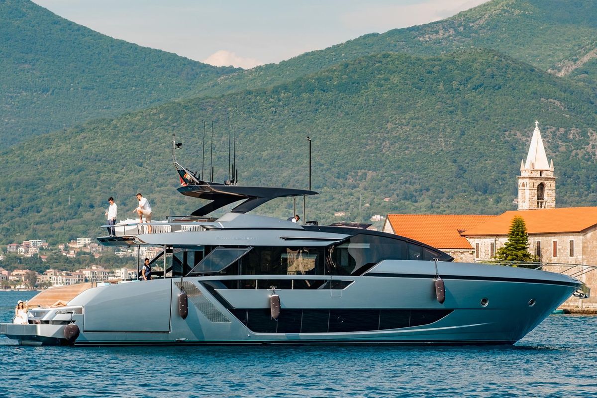 2024 Riva 82 