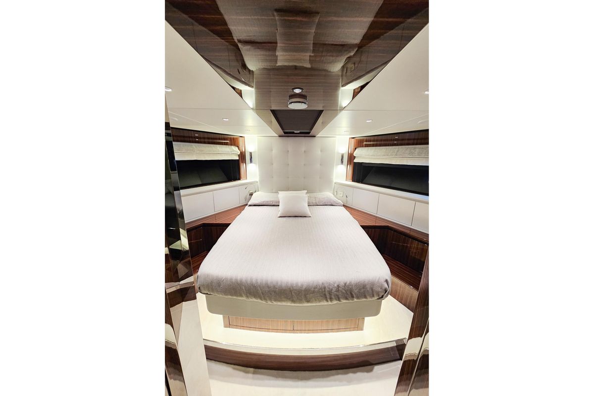 2024 Riva 82 