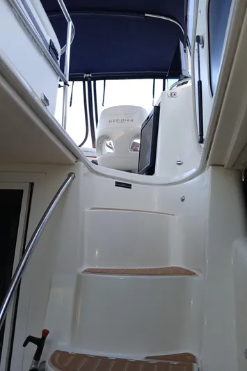 Knot On Call Yacht Photos Pics 