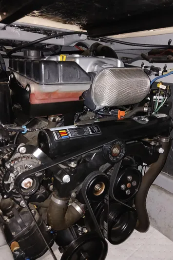 Knot On Call Yacht Photos Pics 