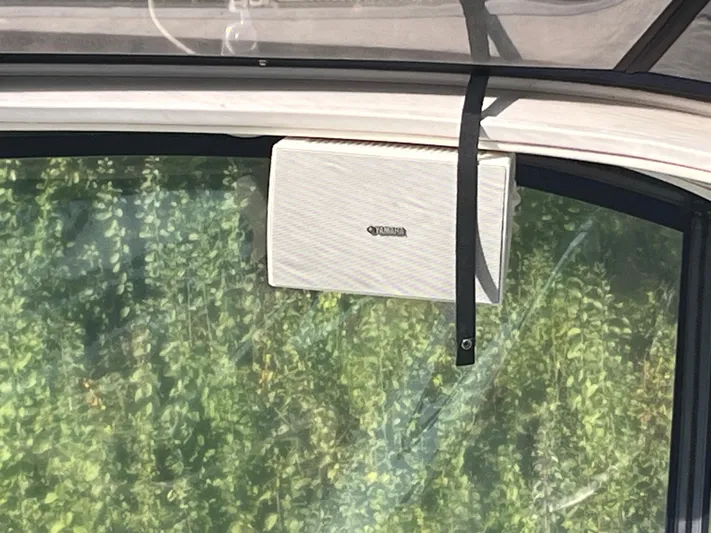 Knot On Call Yacht Photos Pics 