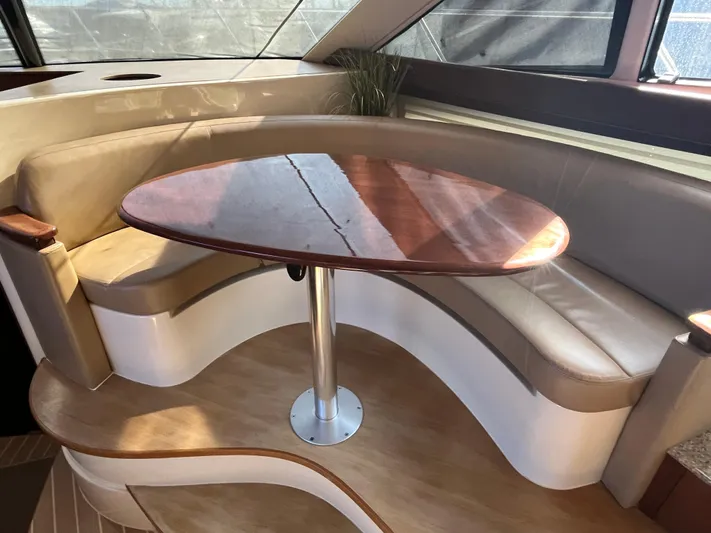 Knot On Call Yacht Photos Pics 