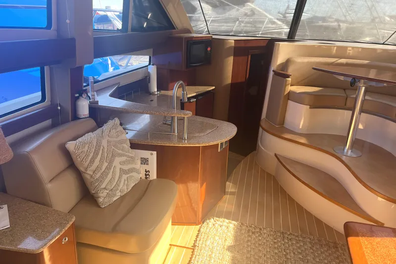 Knot On Call Yacht Photos Pics 