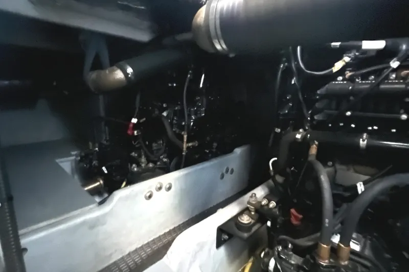 Knot On Call Yacht Photos Pics 