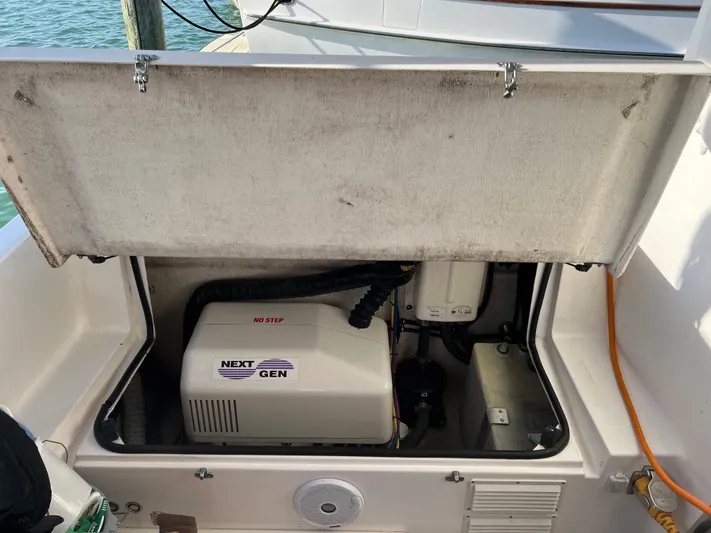 Idaho Red Yacht Photos Pics Open engine compartment of 2018 Great Harbour TT35 with Next Gen generator.