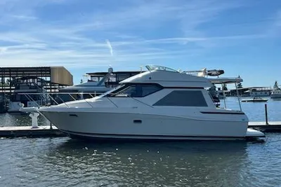 Bayliner 3258 Avanti