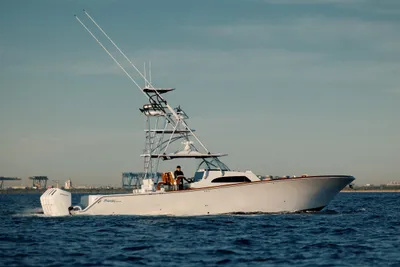 Front Runner 47 CC