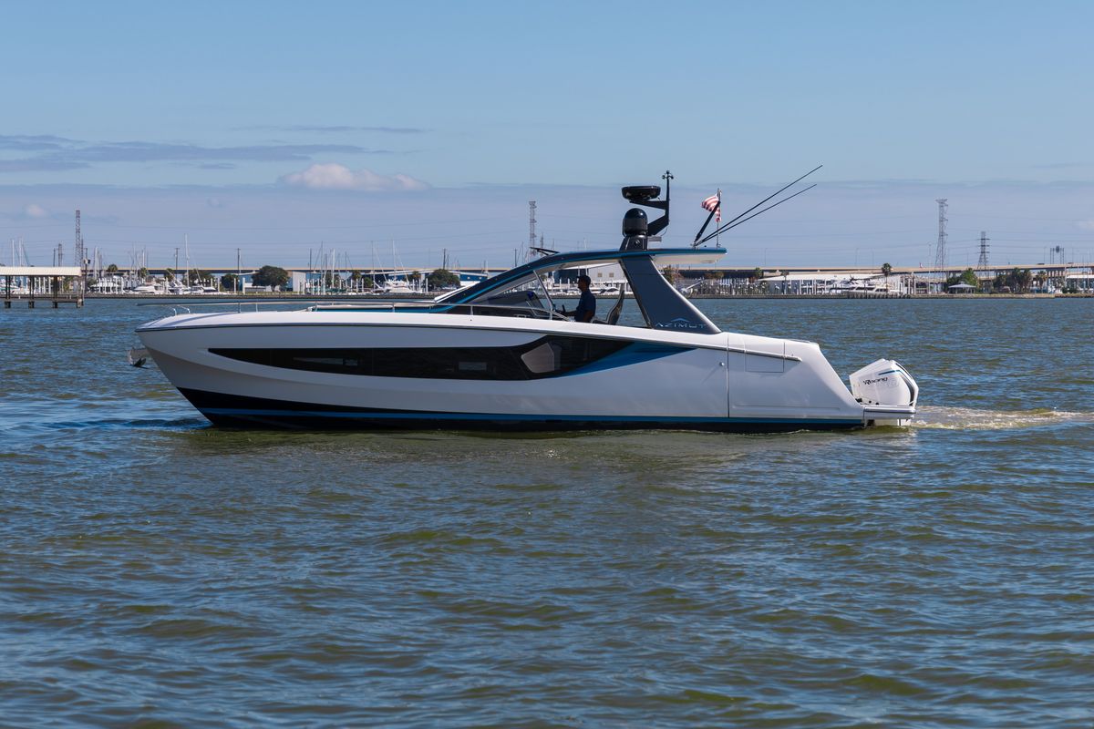 2023 Azimut 42 