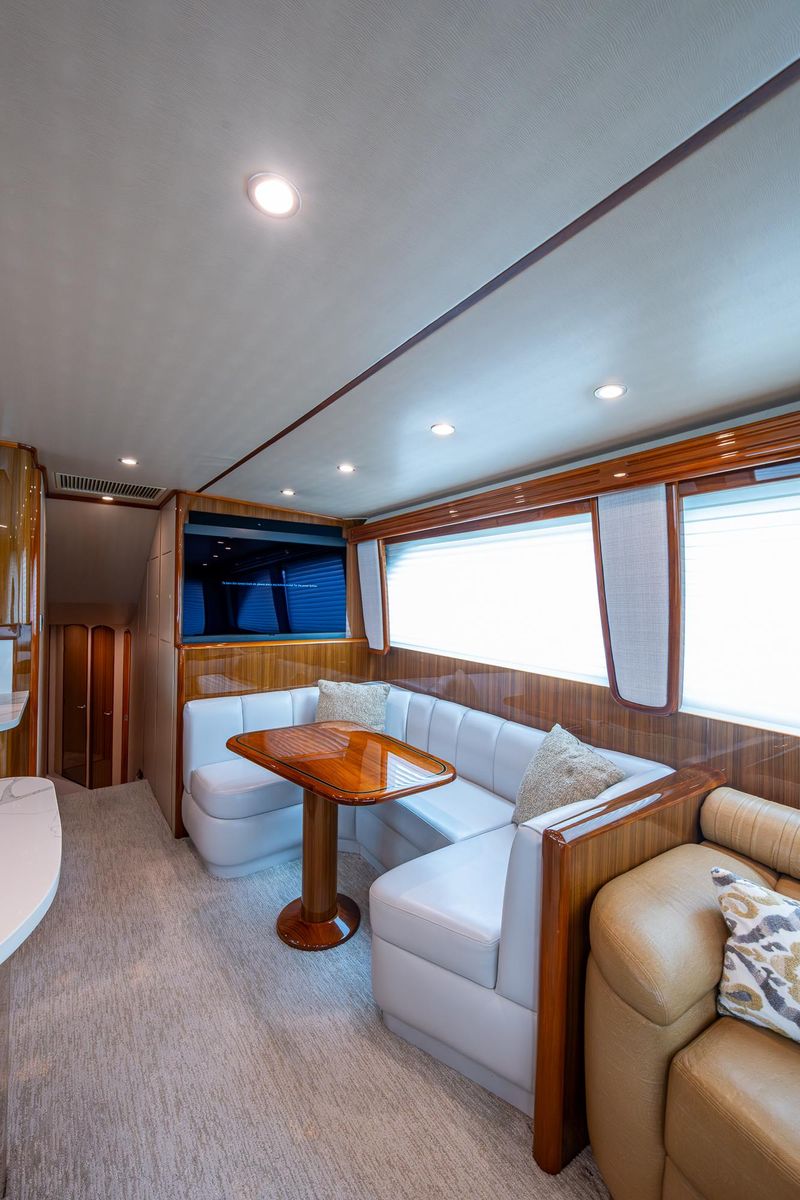 2009 Viking 60 