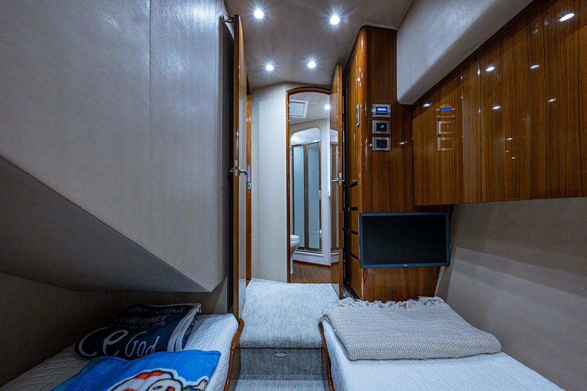2009 Viking 60 