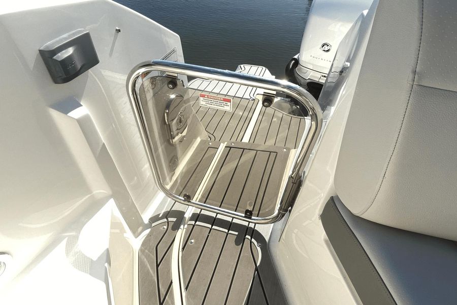2021 Sea Ray Sundancer 320