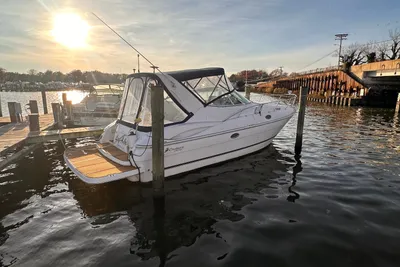 Cruisers Yachts 3275 Express