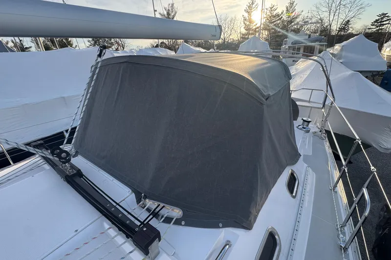 Catalina 445 In Stock Yacht Photos Pics 