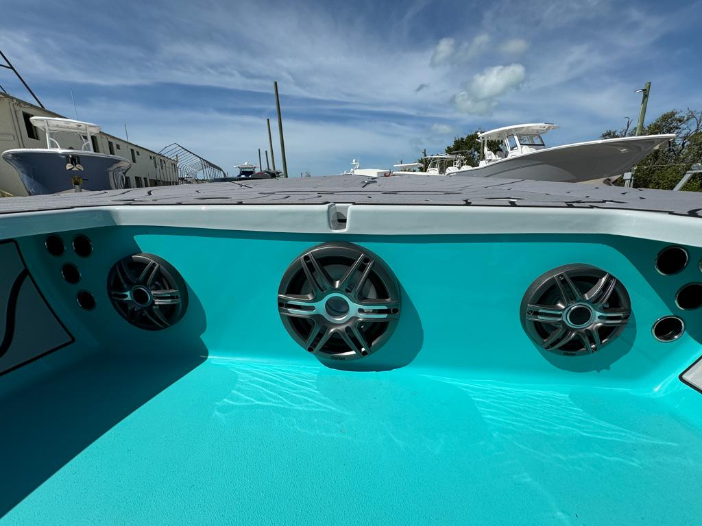 2024 Xplor X7 Center Console for sale YachtWorld