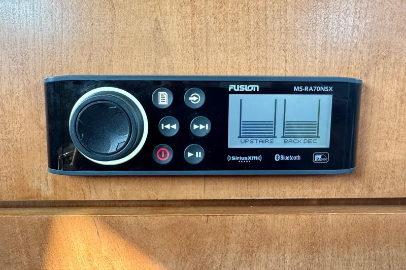  Yacht Photos Pics Fusion MS-RA70NSX stereo system on 2003 Meridian 341 Sedan boat interior.