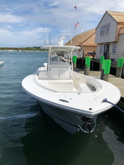 Distraction Yacht Photos Pics SIDE SEATING