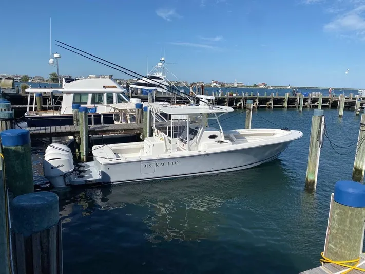 Distraction Yacht Photos Pics 3 SIDED ENCLOSURE