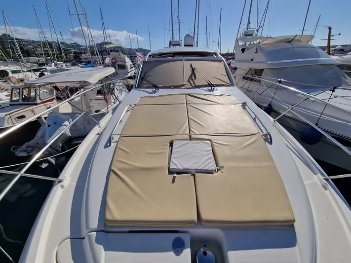  Yacht Photos Pics JEANNEAU PRESTIGE 38S (4)