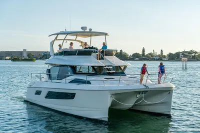 2026 Aquila 44 Yacht