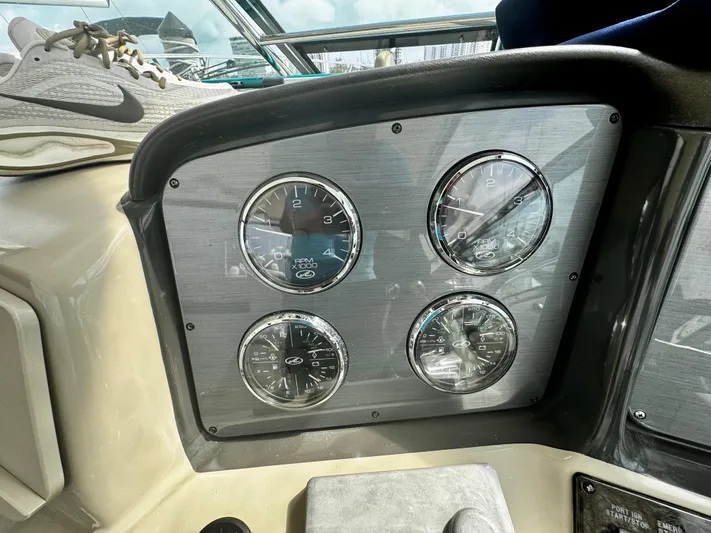 Gloria Yacht Photos Pics 