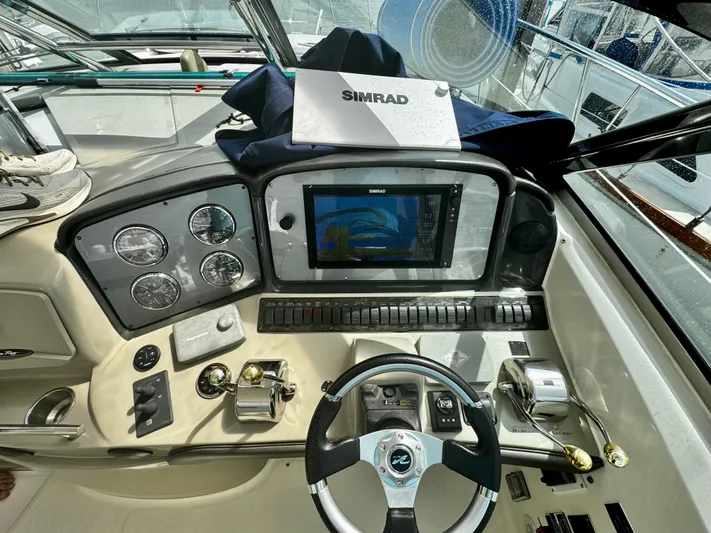 Gloria Yacht Photos Pics 