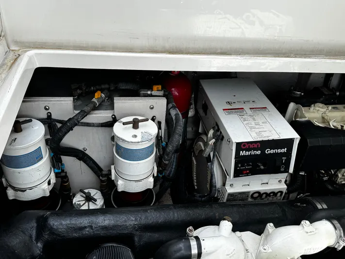 Gloria Yacht Photos Pics 