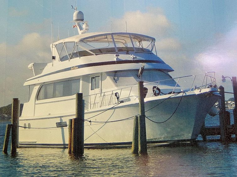 2003-75-hatteras-motor-yacht-sport-deck