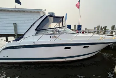 Chris-Craft 300 Express Cruiser