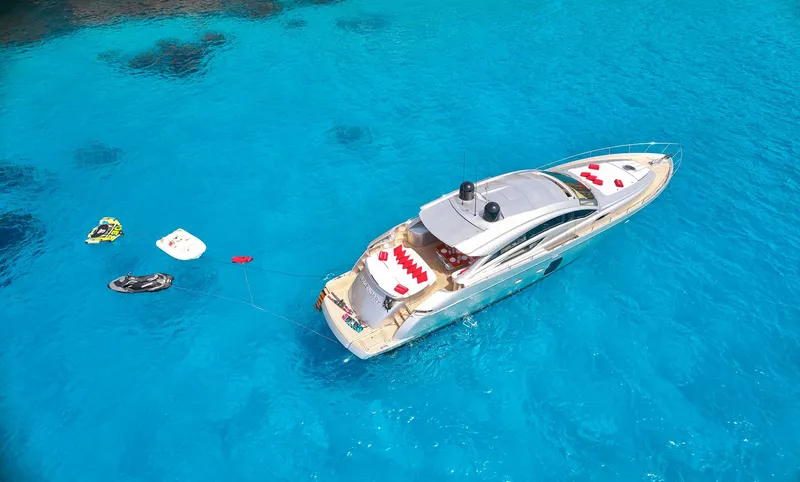 Legendary Yacht Photos Pics 
