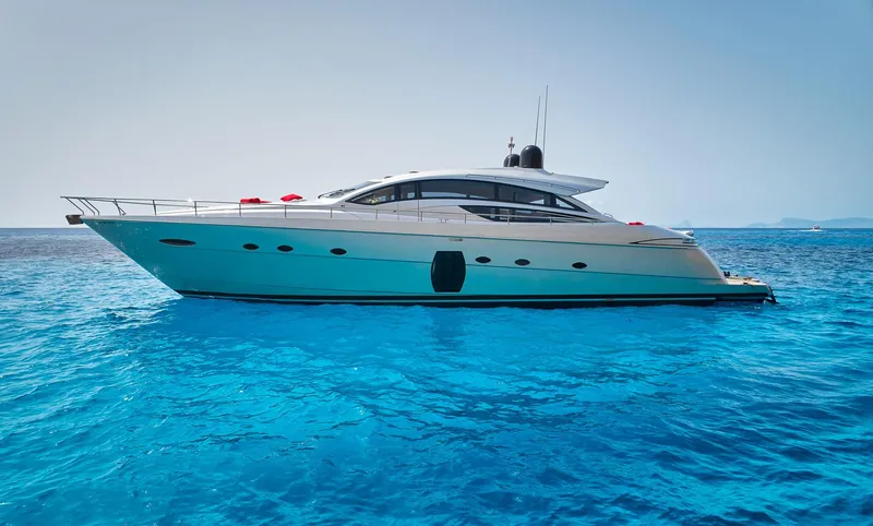 Legendary Yacht Photos Pics 