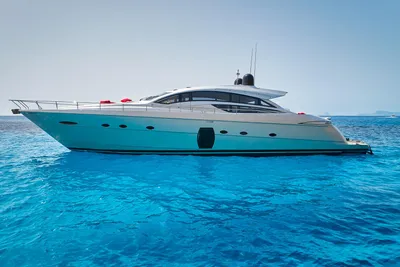 2007 Pershing 72