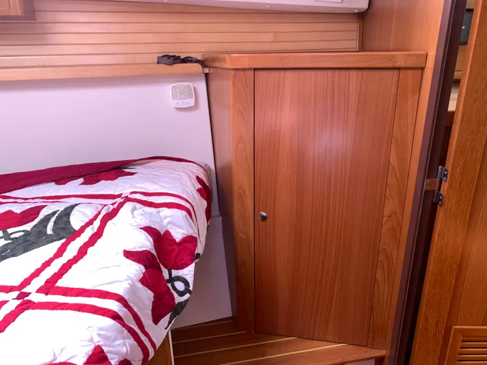 Makani Yacht Photos Pics 