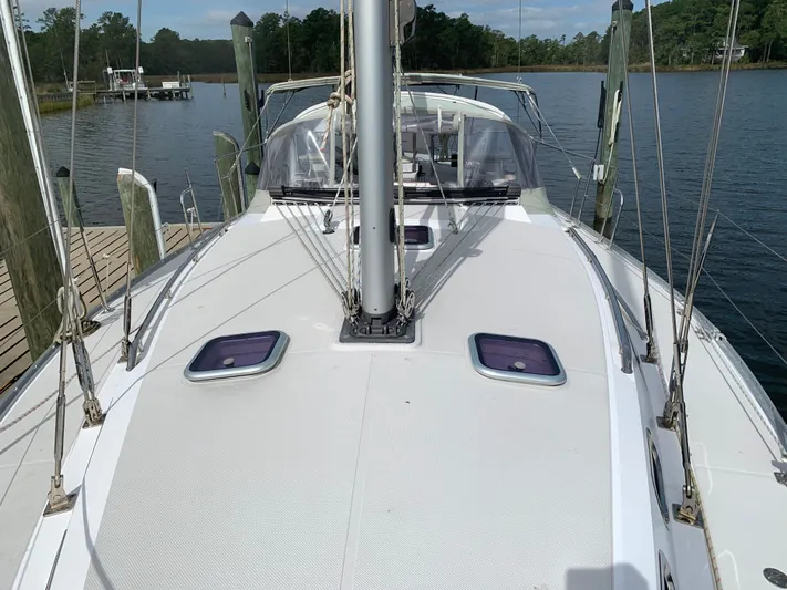 Makani Yacht Photos Pics 