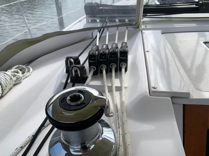 Makani Yacht Photos Pics 