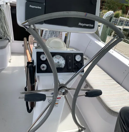 Makani Yacht Photos Pics 