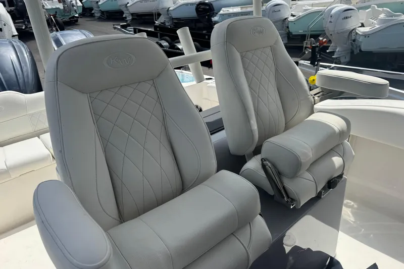  Yacht Photos Pics 2025 Key West 263 FS boat seats with quilted design, showcasing luxury and comfort.