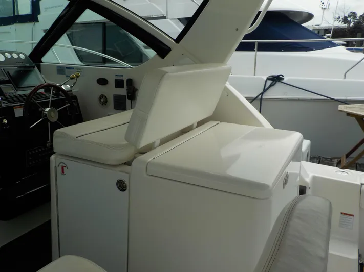 "never Say Never" Yacht Photos Pics Wet bar