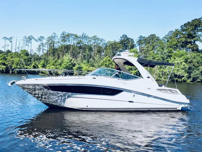 Marla Gale Yacht Photos Pics 