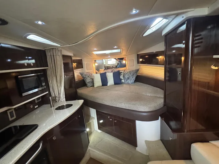 Marla Gale Yacht Photos Pics 