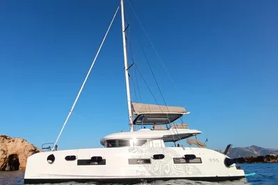 Lagoon 55