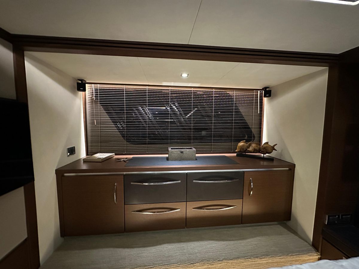 2015 Sea Ray 65 