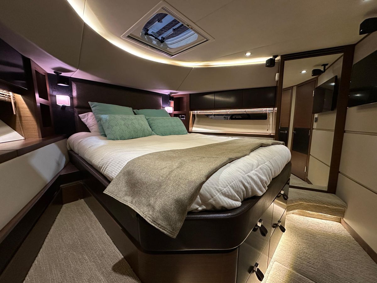 2015 Sea Ray 65 