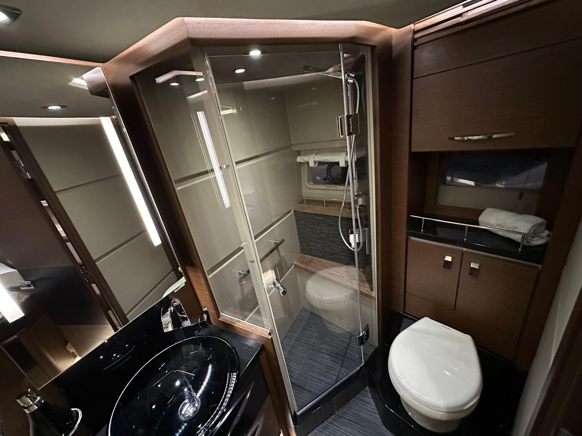 2015 Sea Ray 65 