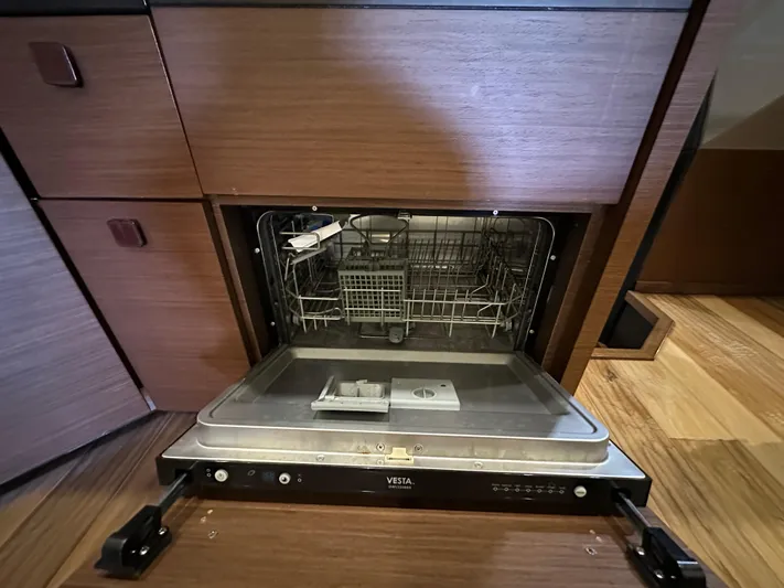 Flawless Yacht Photos Pics Built-in dishwasher in 2015 Sea Ray L650 Fly yacht kitchen.