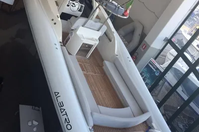 2016 Albatro Albatro 32